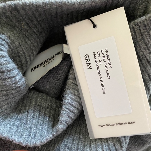 KINDERSALMON Button Turtleneck Sweater - Picture 3 of 5